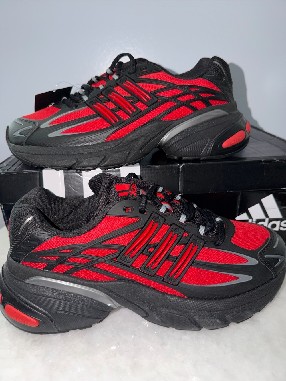 adidas AdiStar XLG 2.0 size 8.5 men /9.5 women